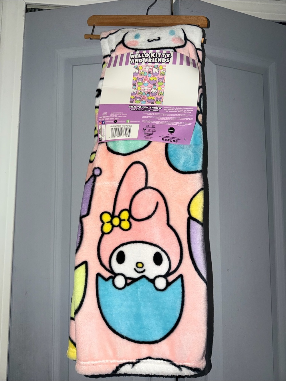 💗Sanrio Hello Kitty & FriendsThrow - Pink with Pastel Accents 40x50